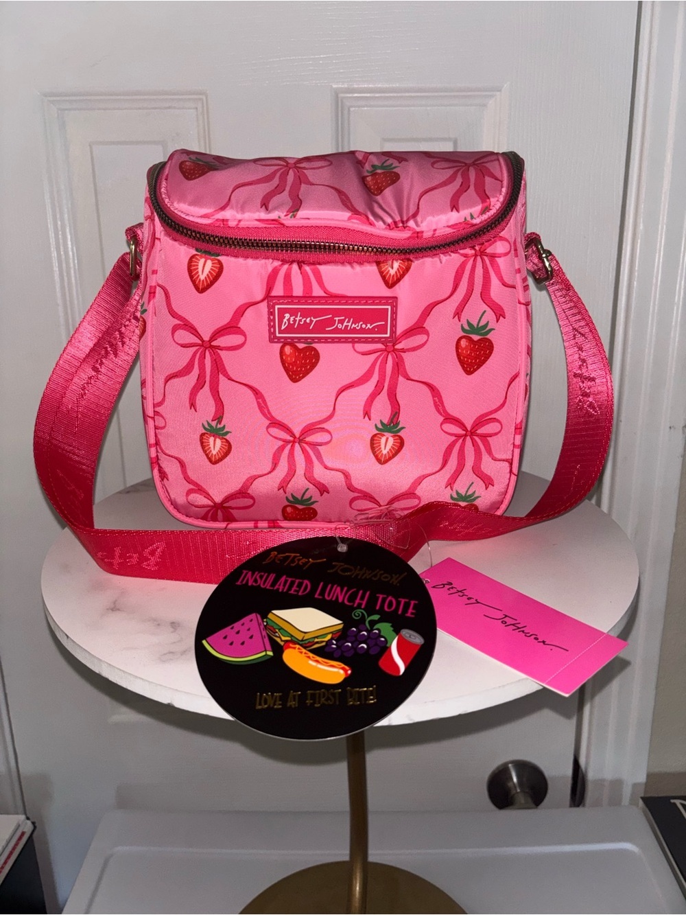 🍓🍓Betsey Johnson Pink Strawberry Insulated Lunch Tote NWT 🍓🍓